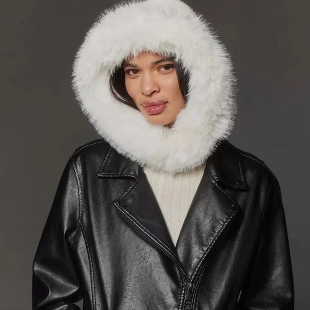 NWT Anthropologie Knit Fur Hood